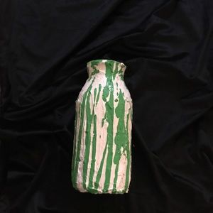 💚🤍Exclusive Handmade Vase🤍💚